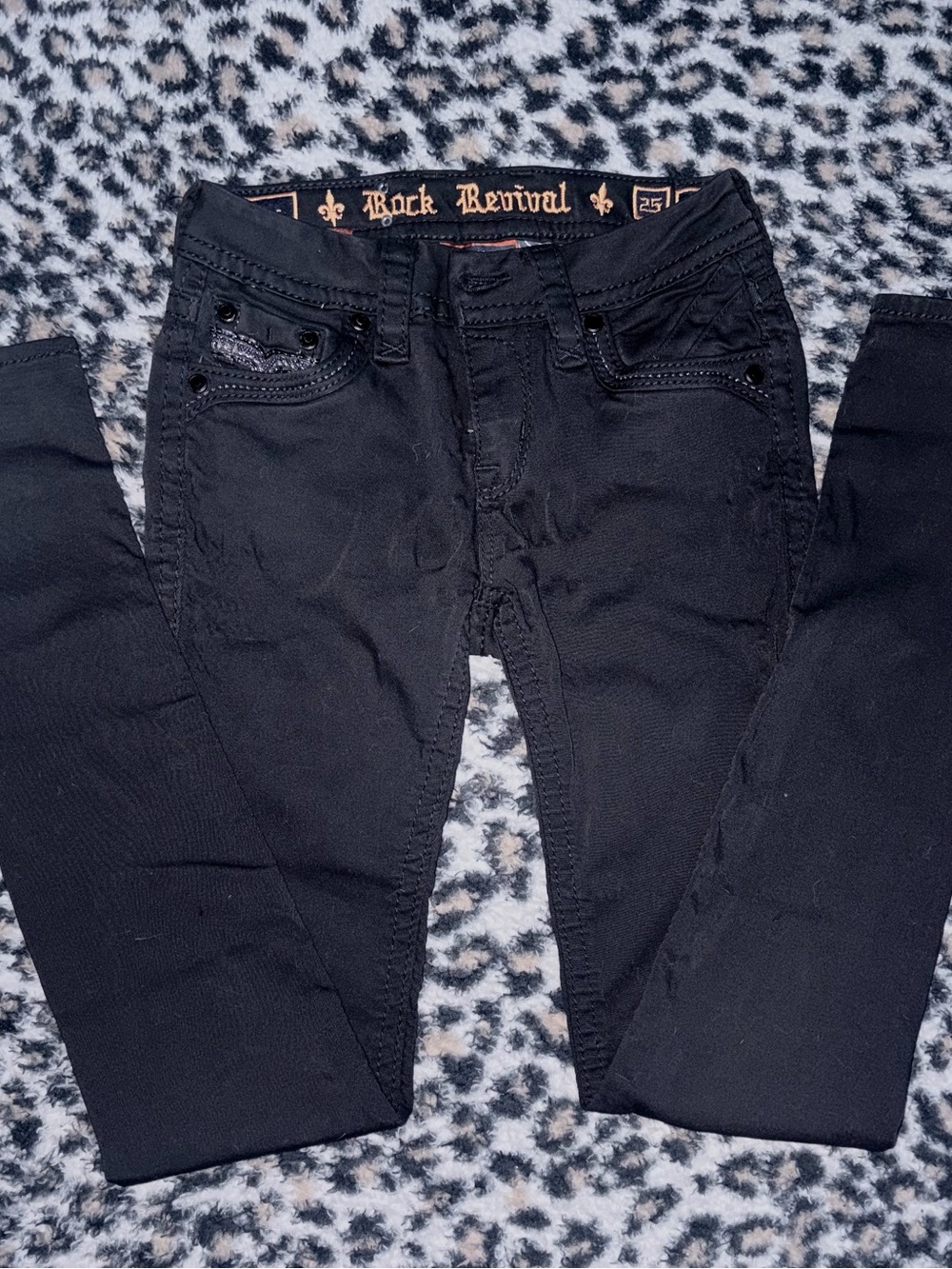 Rock Revival Women’s Black Mid/Low Rise Skinny Jeans Y2K